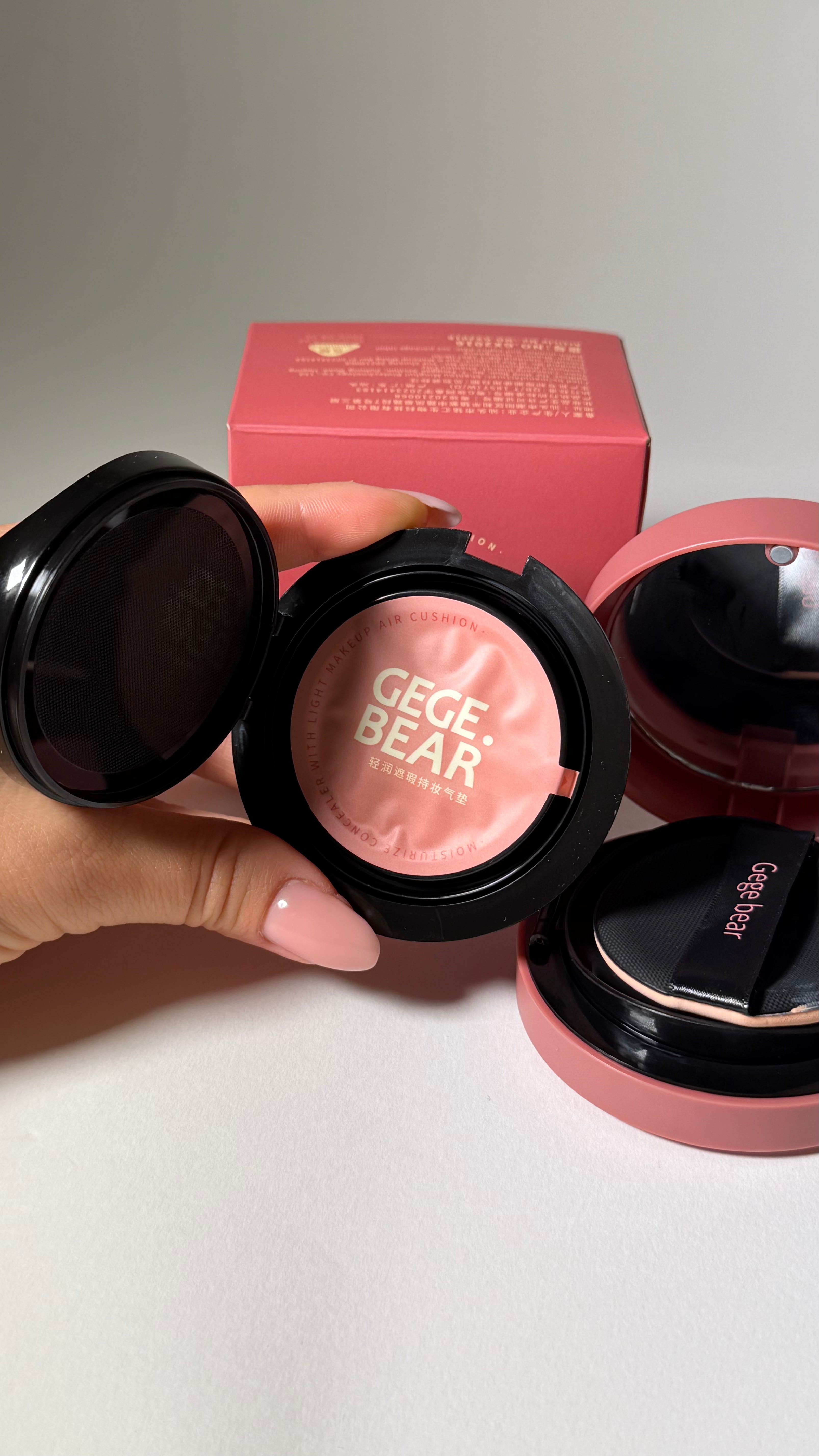 Fond de ten Air Cushion – BB Cream cu acoperire completă + rezervă inclusă