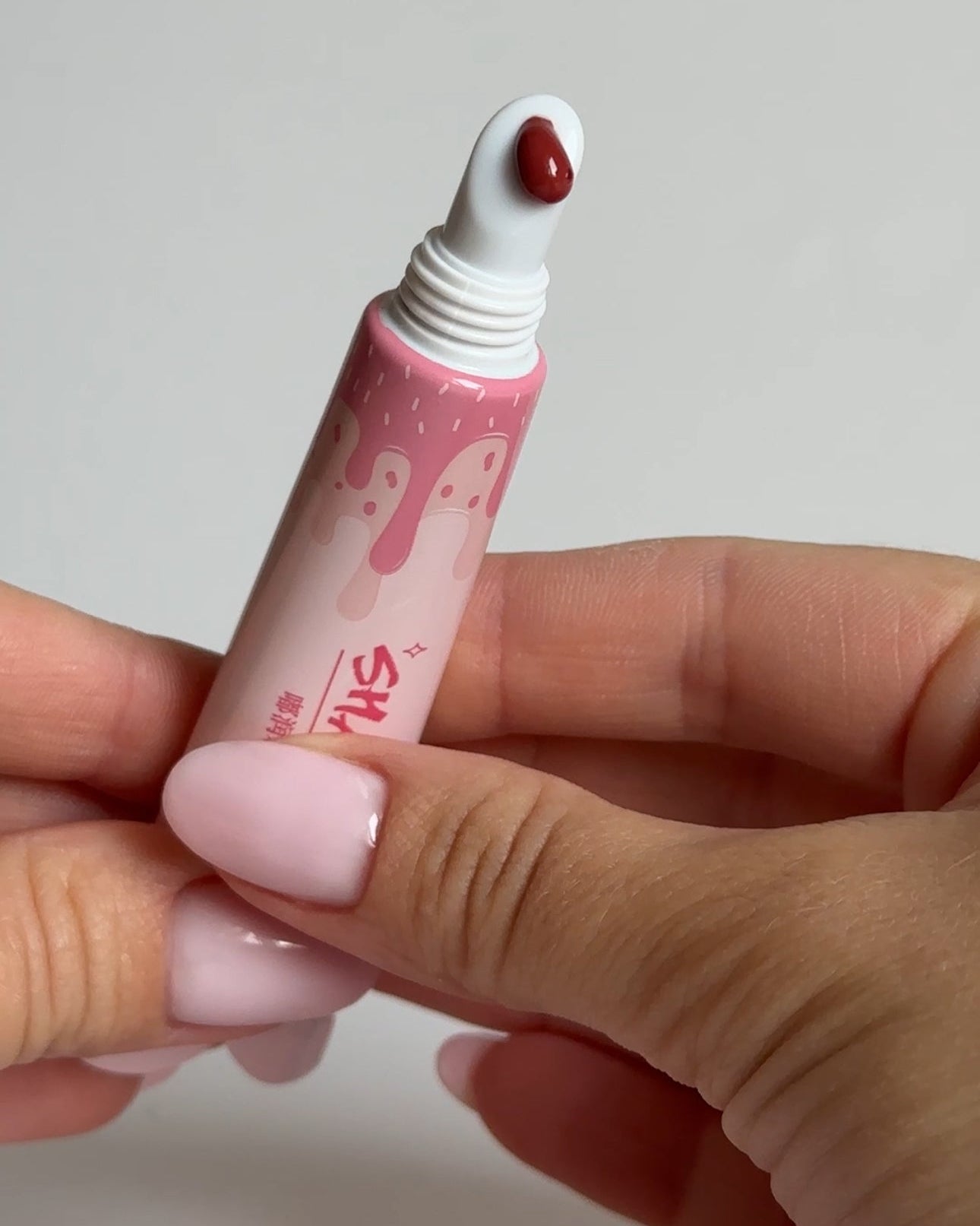 Luciu pentru buze High Shine &amp; Plumping