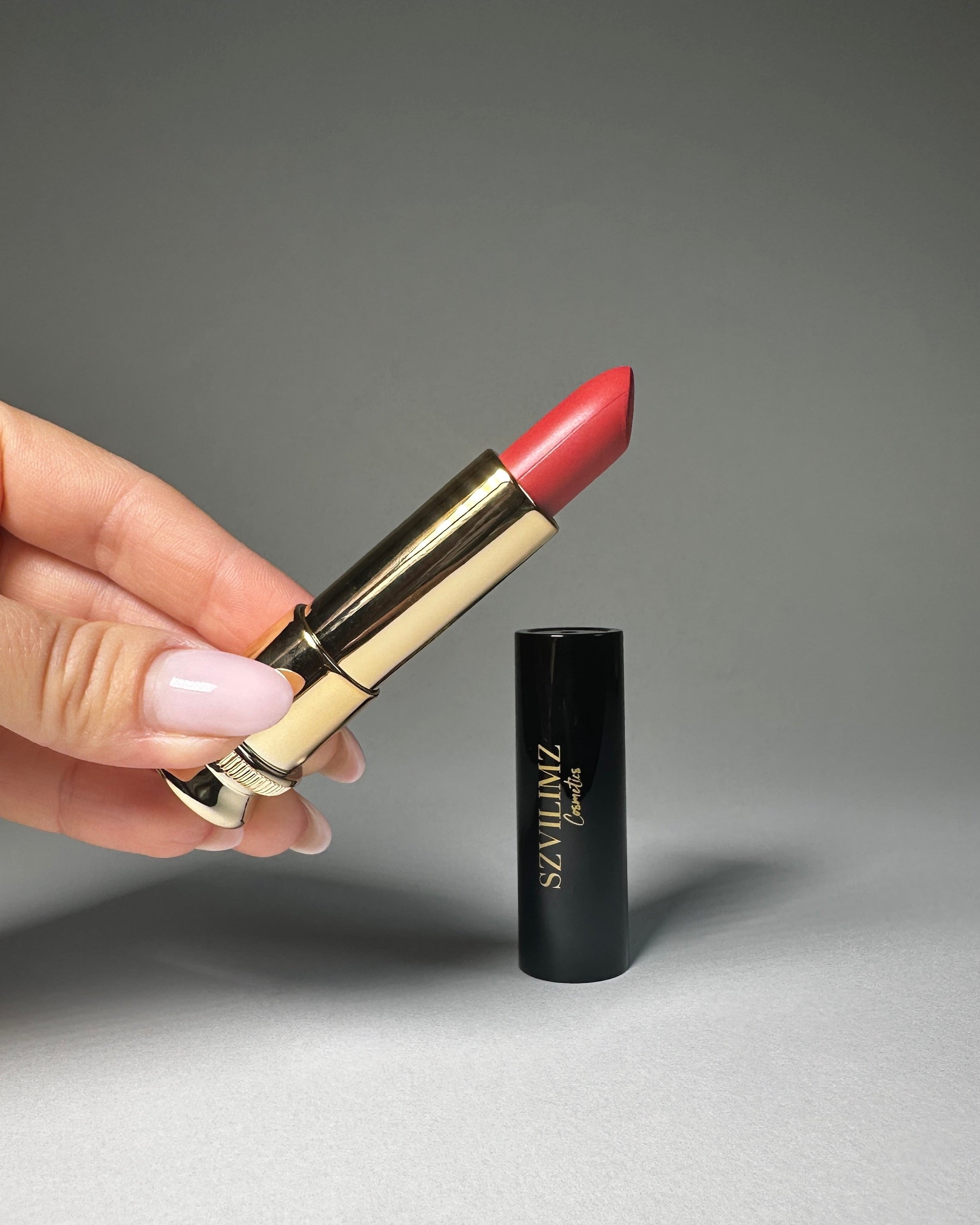 Ruj mătăsos de înaltă calitate