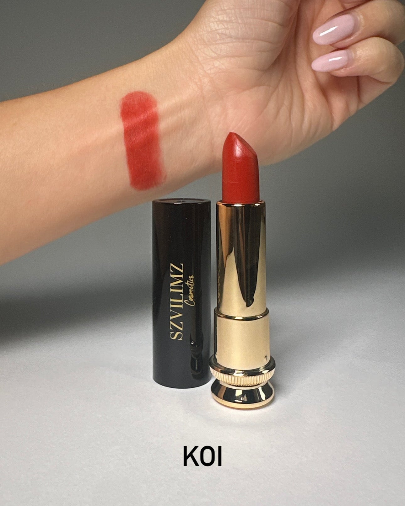 Ruj mătăsos de înaltă calitate