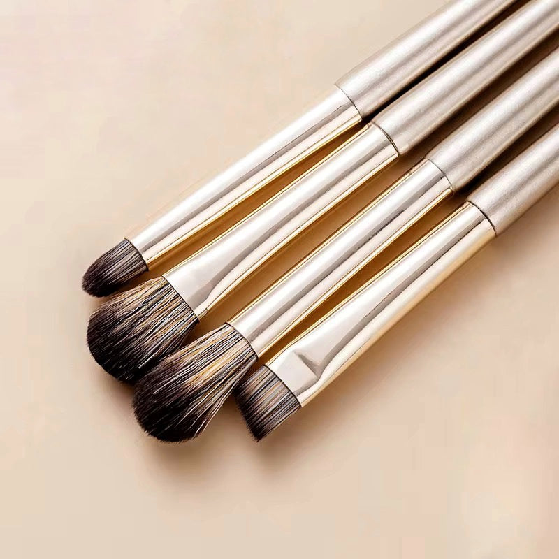 Set 8 Pensule pentru machiajul ochilor – profesional &amp; confortabil