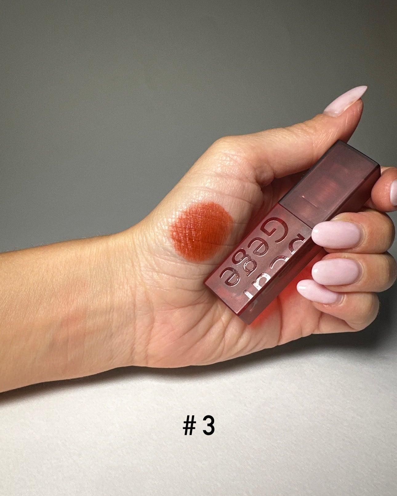 Luciu pentru buze Gegebear Velvet