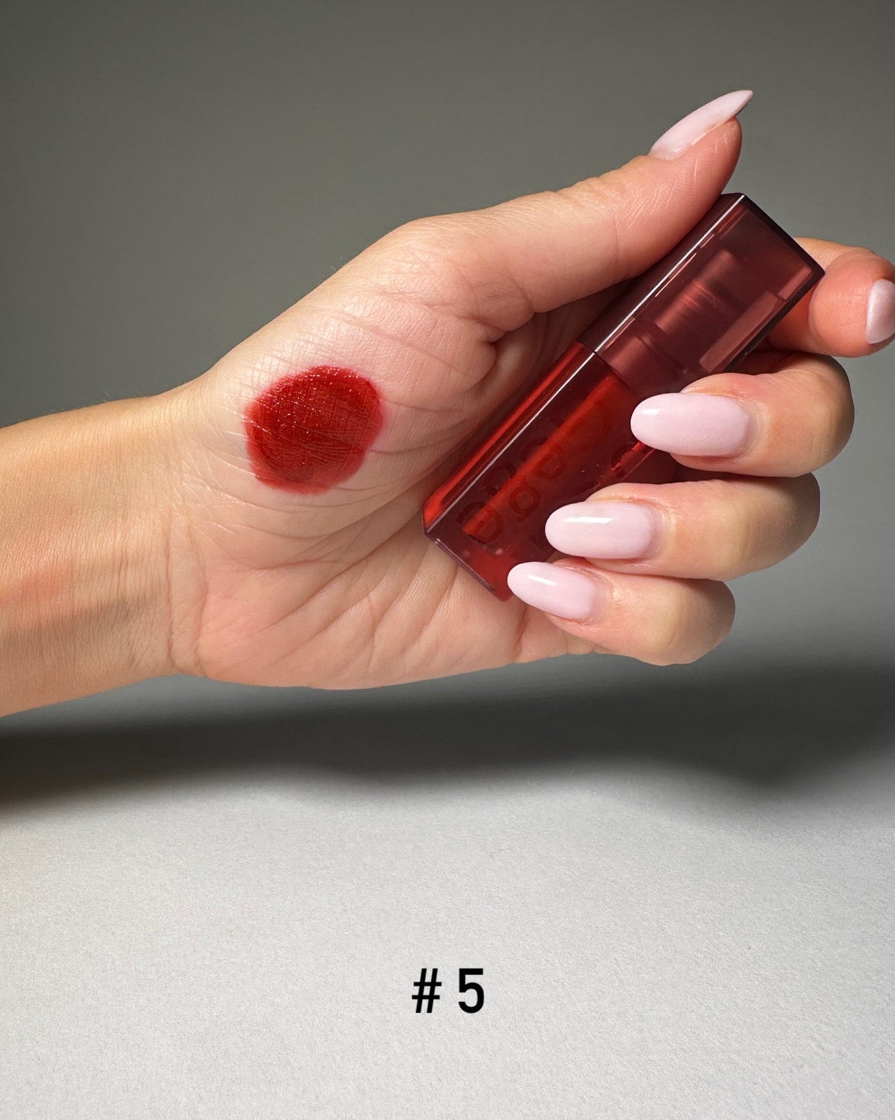 Luciu pentru buze Gegebear Velvet