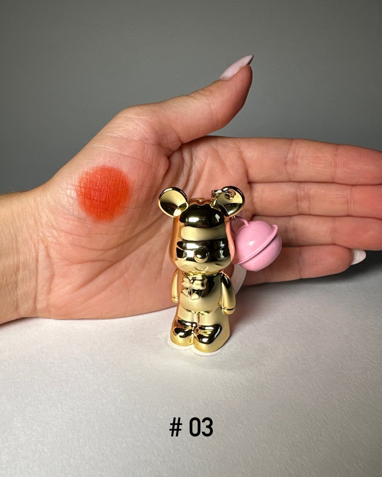 Ruj Matte Velvet Mini – cosmetic breloc, perfect pentru geantă