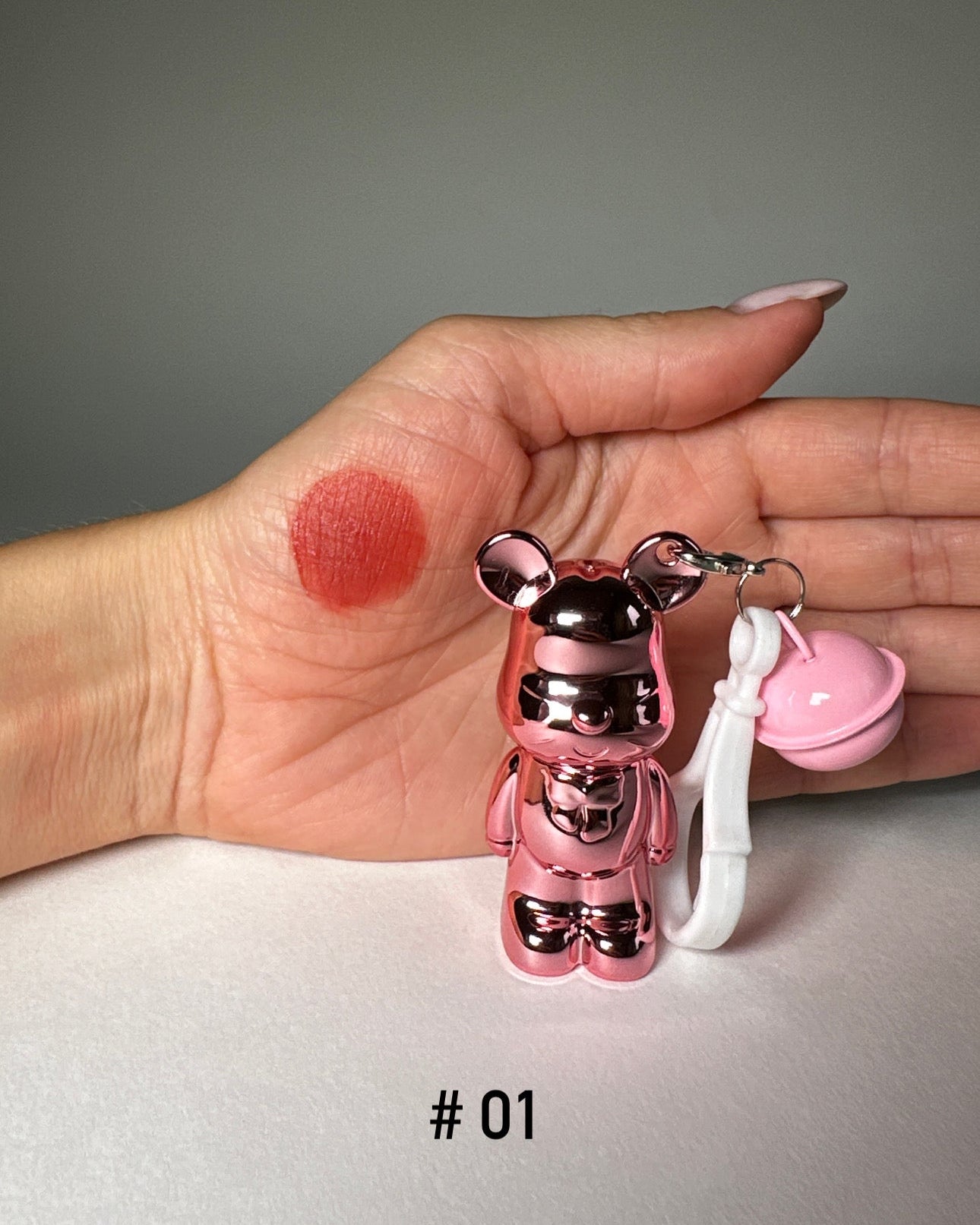 Ruj Matte Velvet Mini – cosmetic breloc, perfect pentru geantă